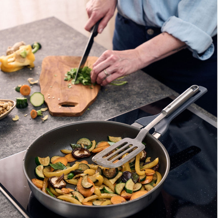 ZWILLING Zwilling Simplify Ceramic Frypan | Isetan KL Online Store