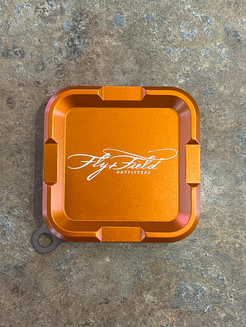 Cling- Mag Grab Plus Fly and Field Logo