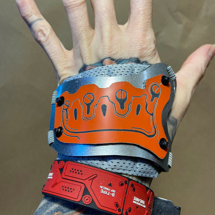 CYBERPUNK ARMOR HAND COVER- SHMEDIUM SIZE
