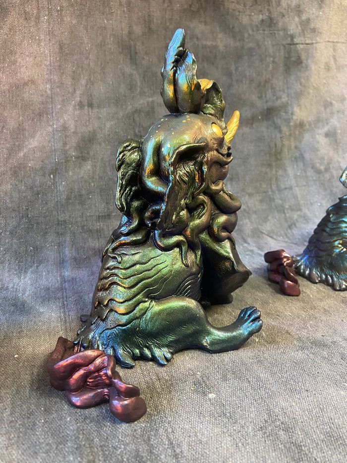 DEEP DISCOUNT- FLAMBOYANT CUTTLEFISH BAKU CAST FIGURE- COLOR SHIFT/GOLD LEAF