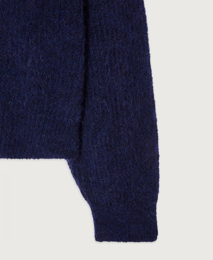 East High Neck Knit