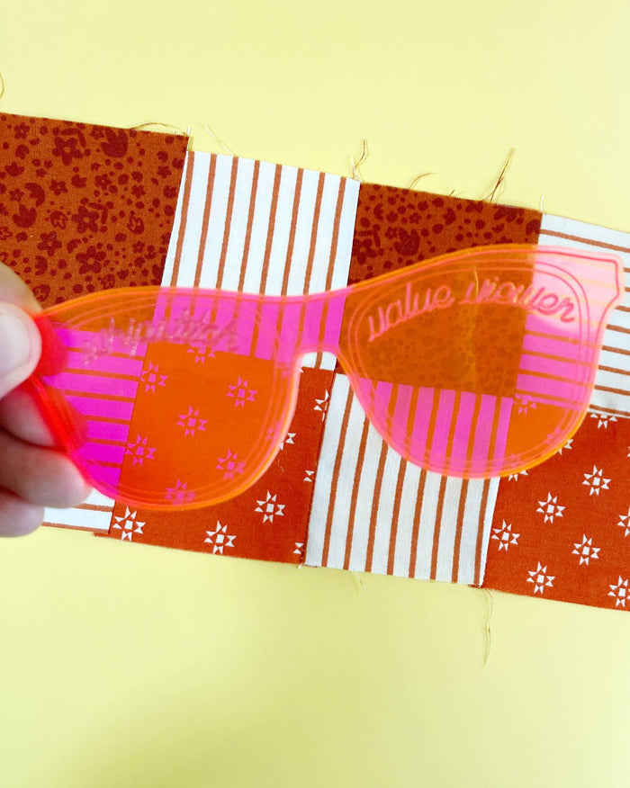 Feral Notions | Value Viewer quilting tool