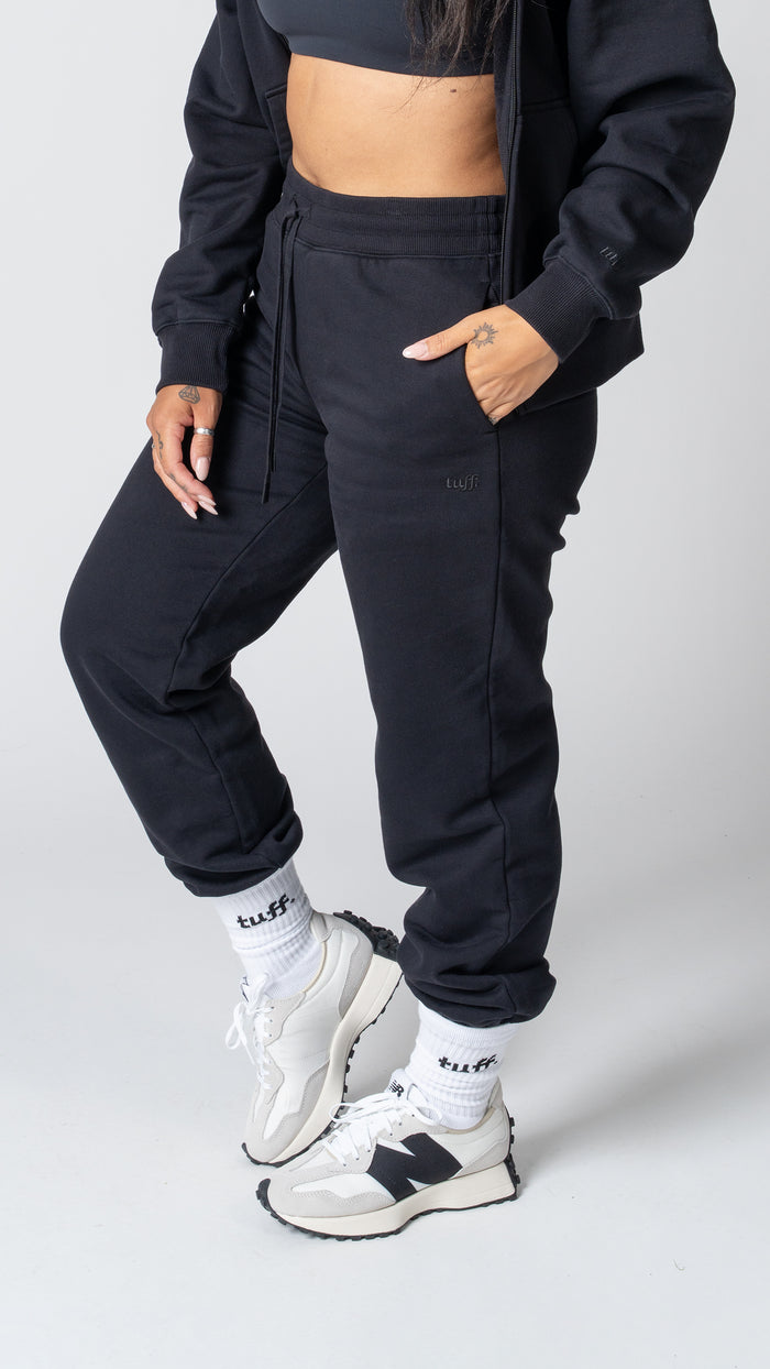 Foundation Jogger Sweatpant in Carbon Black - view 2
