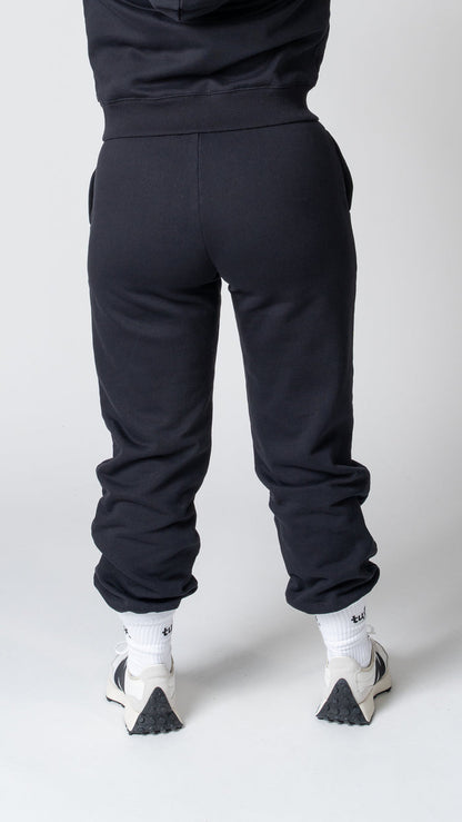 Foundation Jogger Sweatpant in Carbon Black - view 3