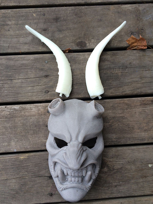 KRAMPUS MASK WITH GLOW IN THE DARK HORNS
