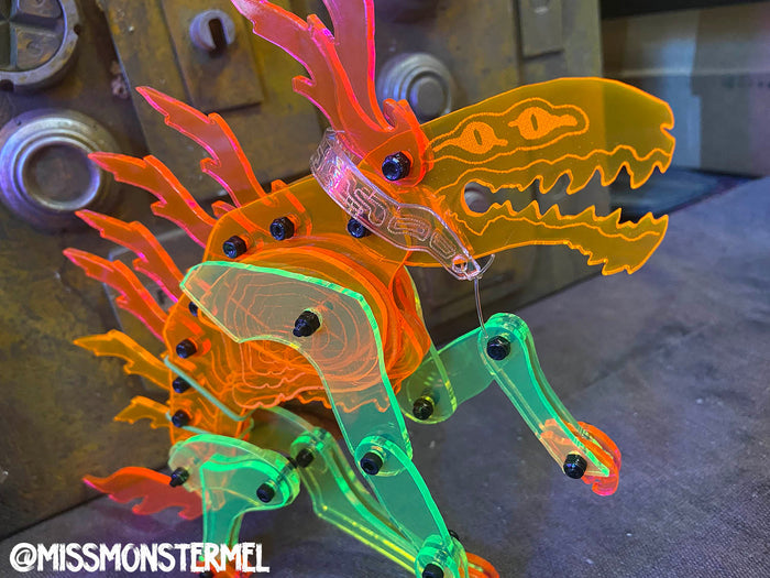 LASER HOUND - POSEABLE ACRYLIC FIGURE NUMBER 16