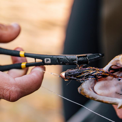 Loon Rogue Hook Removal Forceps