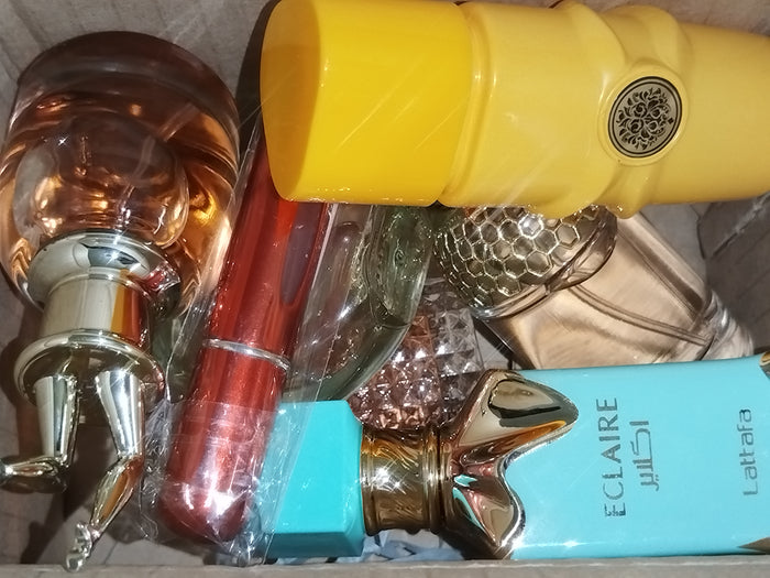 Perfume Mystery Box - 6 Surprise Fragrances with *free refillable tube for your handbag or to mix your own Scent*