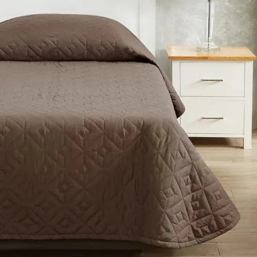 BEM Bedspread / Cocoa / Twin 2 PK