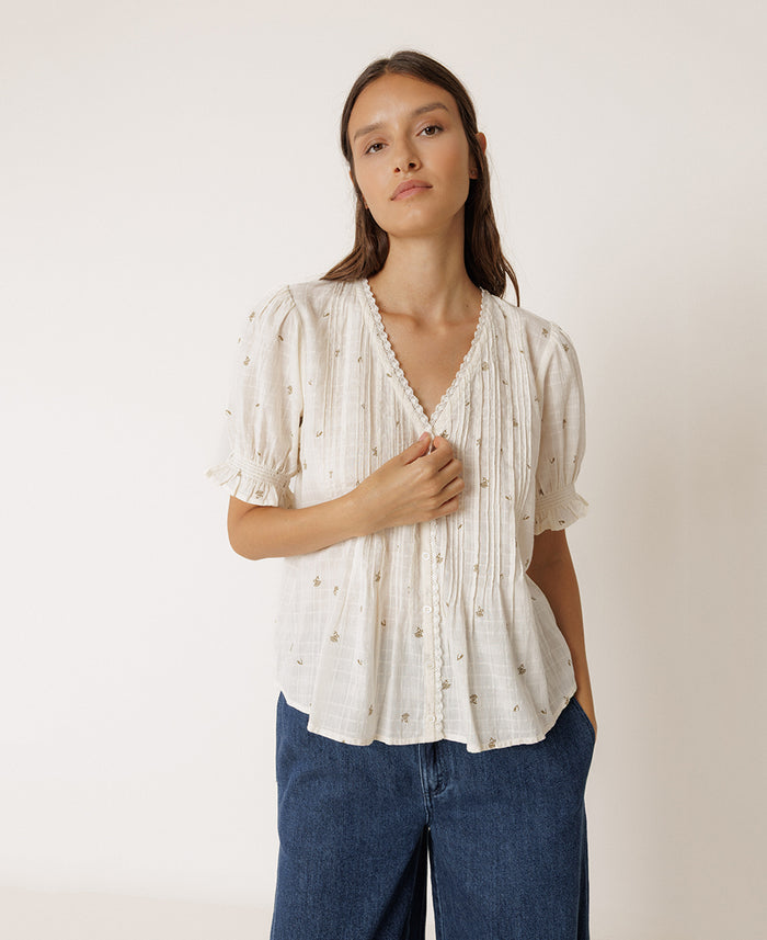 Short Sleeved Elastic Shirt