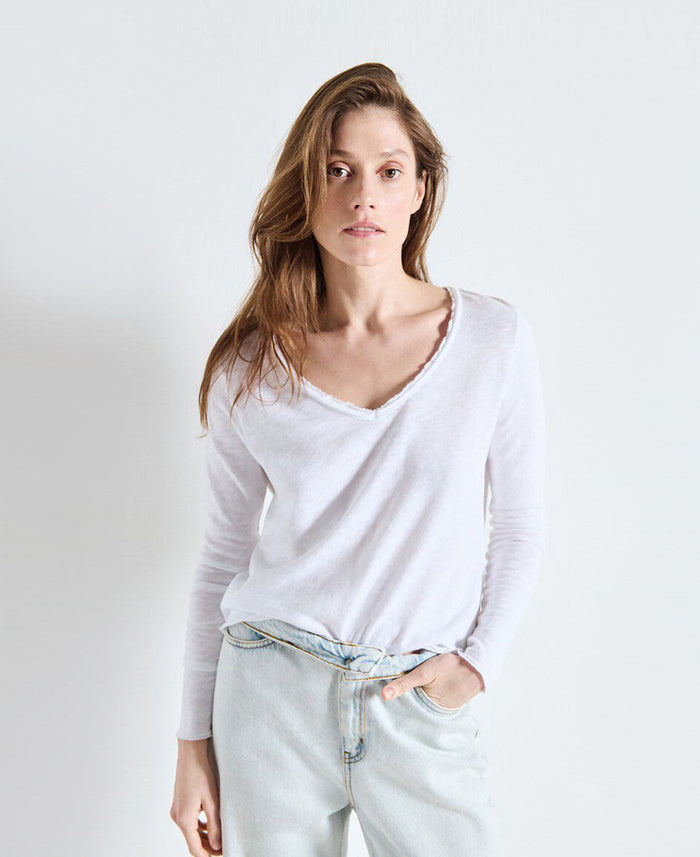 Son V-Neck LS Tee