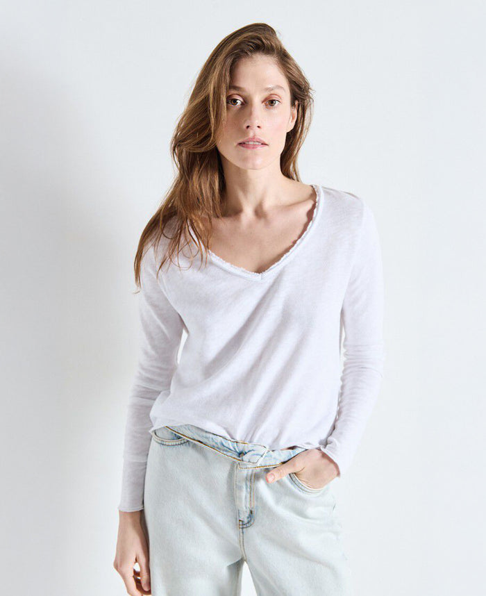Son V-Neck LS Tee