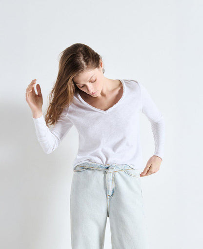 Son V-Neck LS Tee