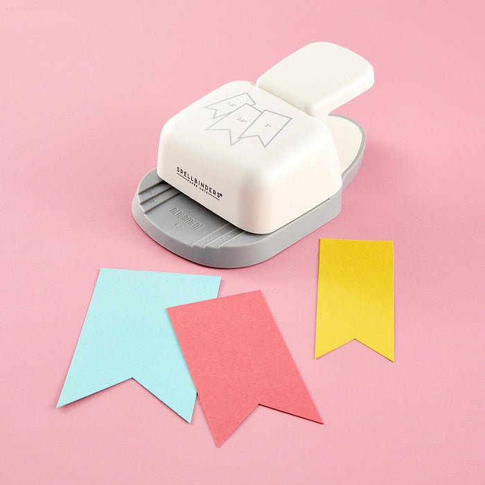 Spellbinders - 3-In-1 Punch - Banner. Makes three different sizes: 1.50 in./38 mm, 2.00 in./51 mm, and 2.50 in./63.5 mm. The easy-to-use guides make accurate paper placement. It is ideal for cardmaking, memory keeping, gift wrapping and more! Available at Embellish Away located in Bowmanville Ontario Canada.