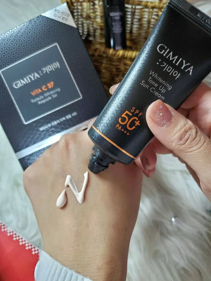 TONYMOLY Gimiya Whitening Tone Up Sun Cream Spf50+ PA+++ تون اب واقي الشمس