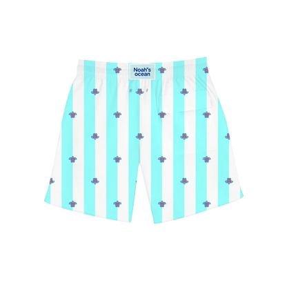 Nachhaltige Kinder-Badehose aus recyceltem Material – Modell Turtles love lines von Noah*s Ocean.