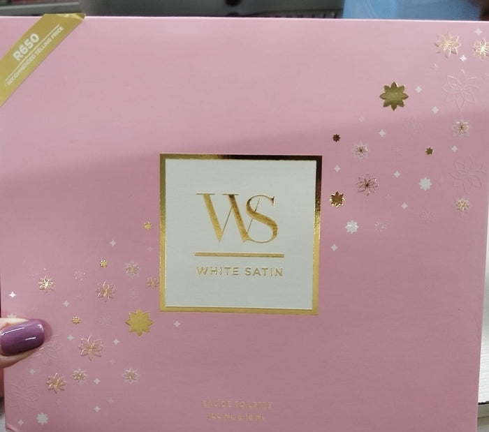 White satin parfume gift set