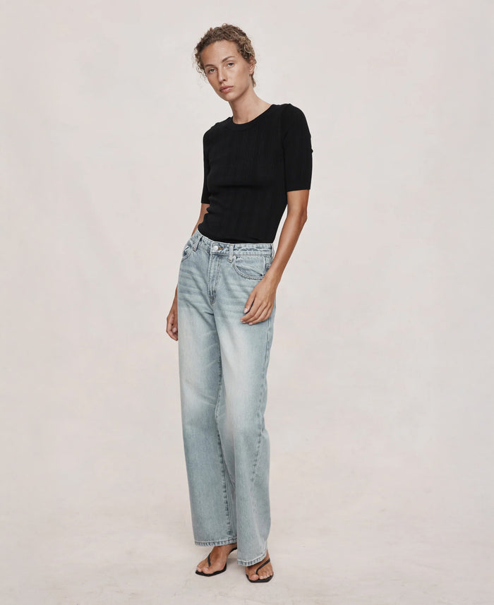 Wide Leg Jean
